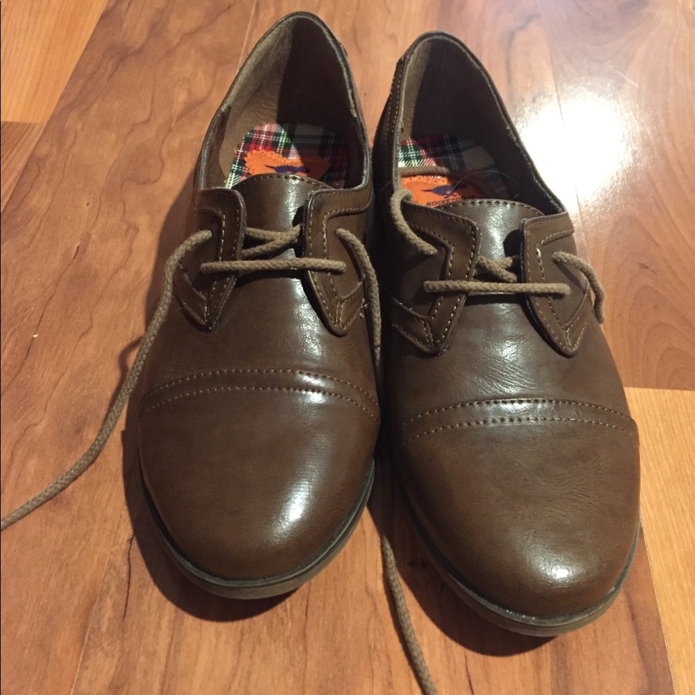 Rocket dog slip on